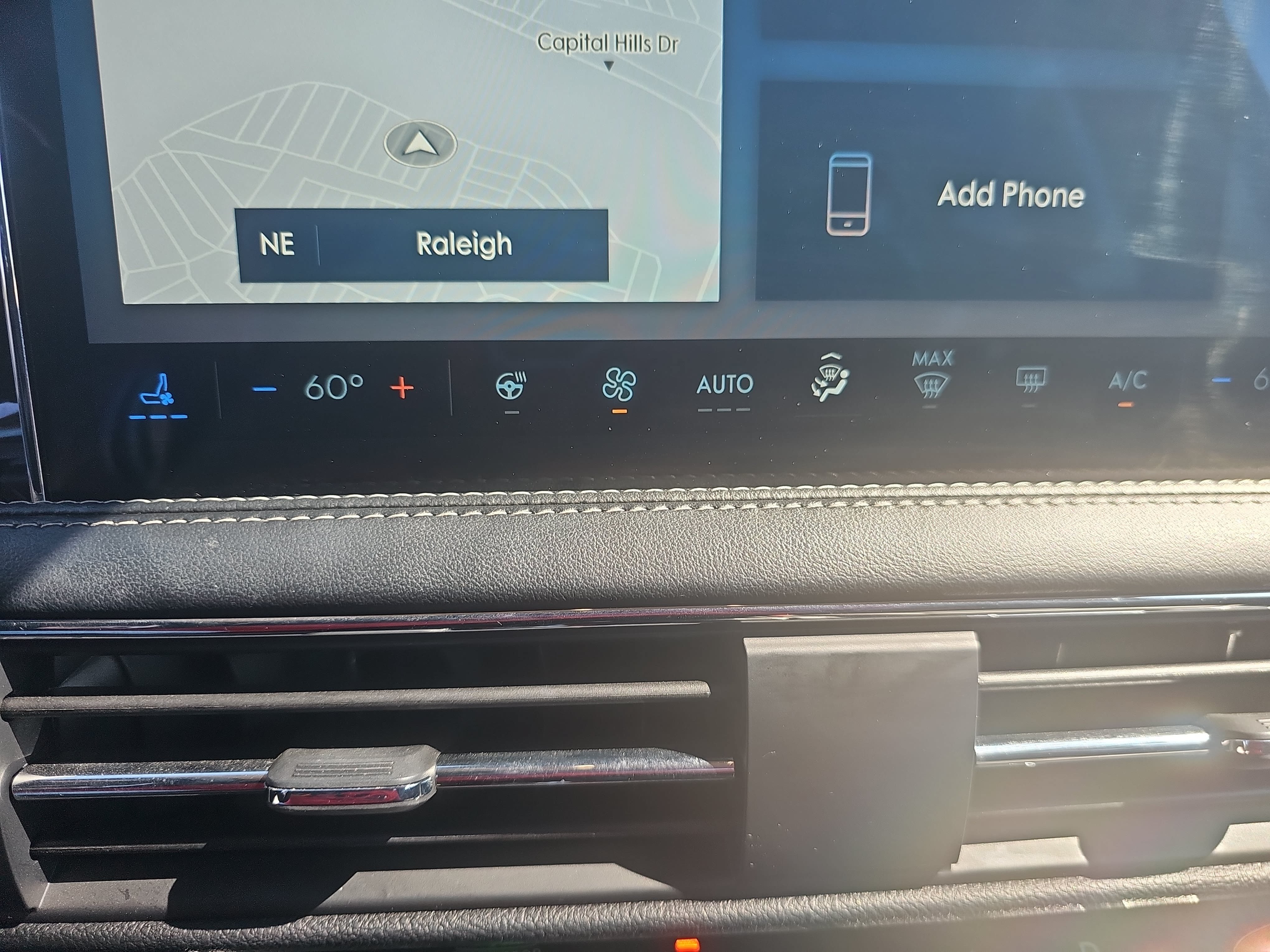 Used 2023 Lincoln Corsair AWD w/ Equipment Group 101A image 21