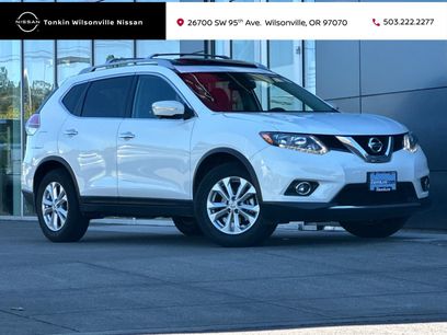 Used 2014 Nissan Rogue SV w/ SV Premium Package