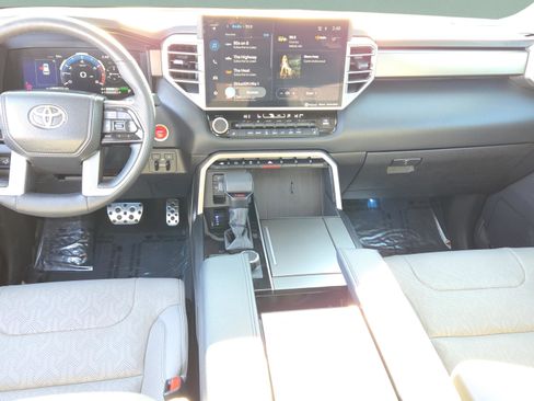 Used 2024 Toyota Sequoia SR5 image 29