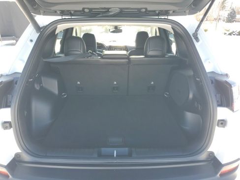 Used 2021 Jeep Cherokee Limited image 38