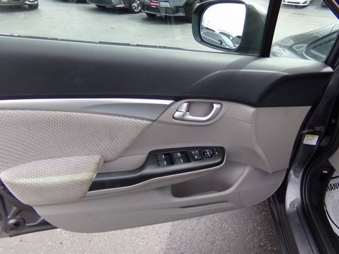 Used 2015 Honda Civic Hybrid Sedan image 13