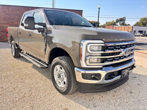 New 2026 Ford F250 XLT w/ XLT Premium Package image 1