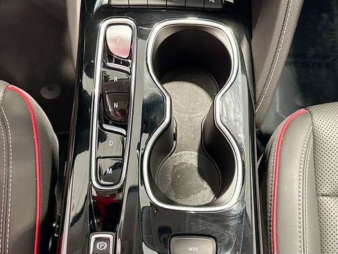 Used 2022 Buick Envision Essence w/ Technology Package I FWD image 17
