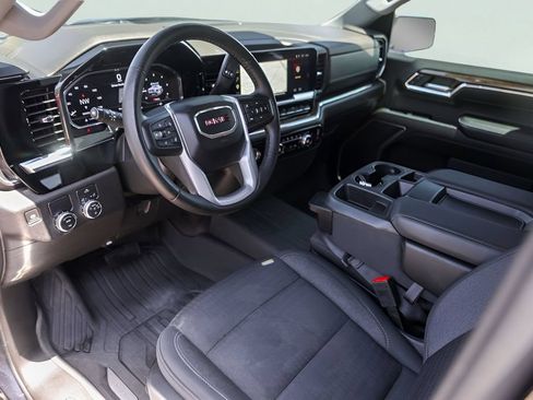 Used 2023 GMC Sierra 1500 Elevation RWD image 13