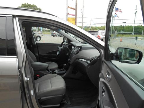 Used 2013 Hyundai Santa Fe Sport w/ Popular Equipment Pkg AWD/4WD image 7
