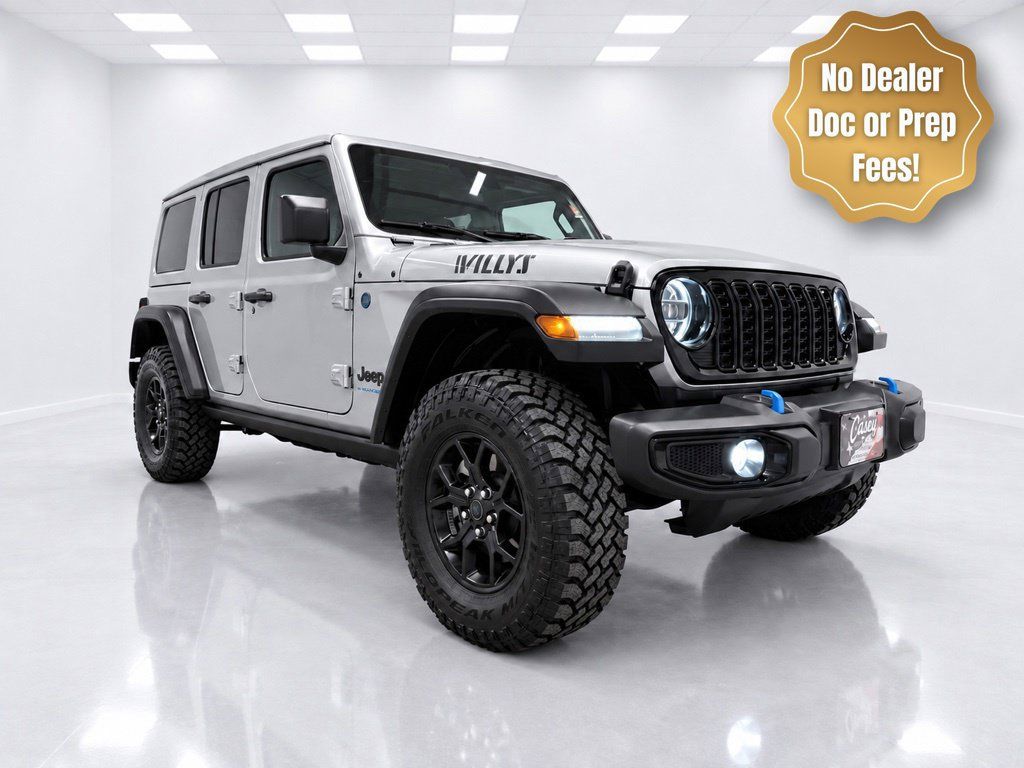 Used 2024 Jeep Wrangler Unlimited AWD/4WD image 2