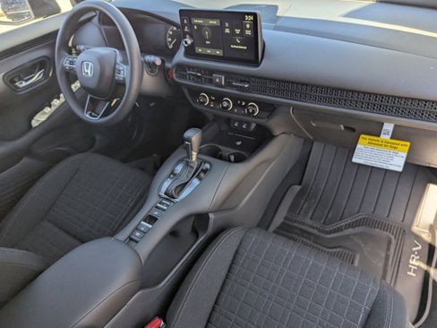 New 2026 Honda HR-V LX image 9