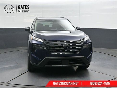 New 2026 Nissan Rogue SV image 5