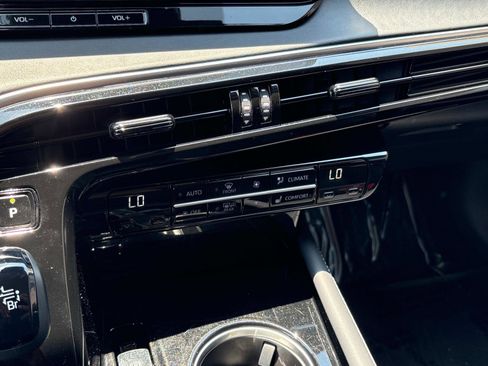 Used 2024 Toyota Mirai image 23