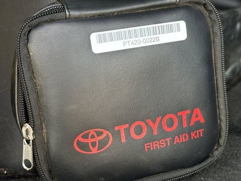 Used 2021 Toyota 4Runner Limited image 7