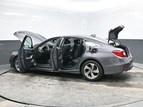 Used 2018 Honda Accord Sport image 39