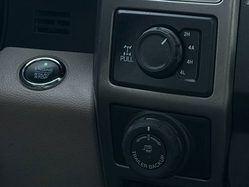 Used 2019 Ford F150 Limited w/ Trailer Tow Package image 18