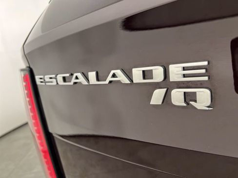 Certified 2025 Cadillac Escalade IQ Sport 2 AWD/4WD image 32