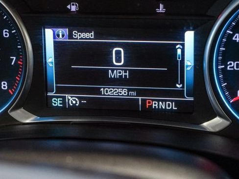 Used 2019 Chevrolet Traverse RS w/ LPO, Floor Liner Package FWD image 22