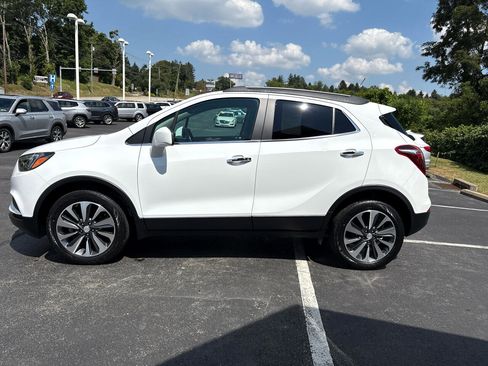 Used 2022 Buick Encore Preferred w/ Safety Package image 8