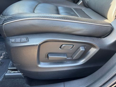 Used 2025 MAZDA CX-5 AWD 2.5 S w/ Preferred Package image 23