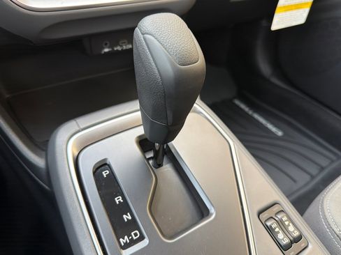 Used 2025 Subaru Crosstrek 2.0i Premium image 21