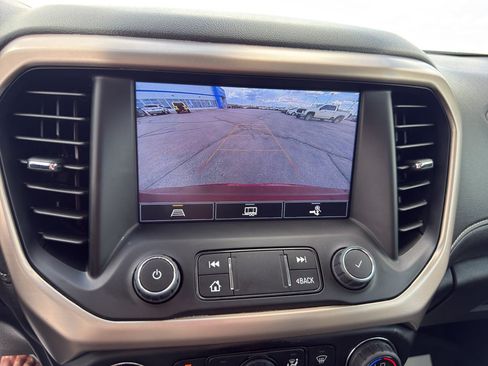 Used 2023 GMC Acadia Denali w/ Trailering Package AWD/4WD image 18