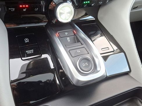 Certified 2025 Acura MDX w/ Advance Package image 16