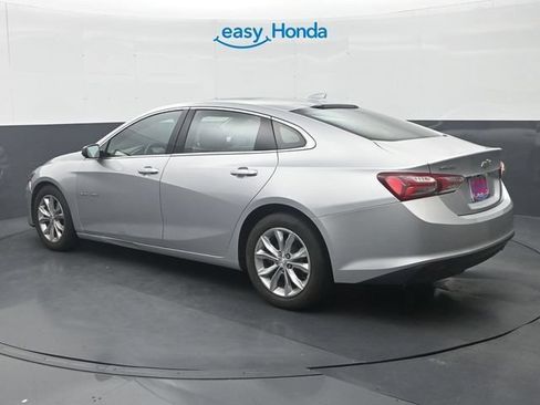 Used 2021 Chevrolet Malibu LT FWD image 5