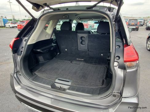 Used 2020 Nissan Rogue SV AWD/4WD image 13