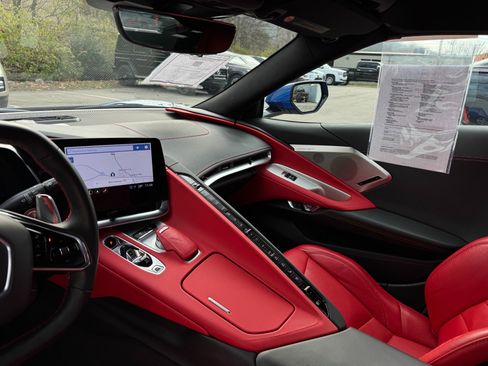 Used 2021 Chevrolet Corvette Stingray Preferred Cpe w/ 2LT image 16