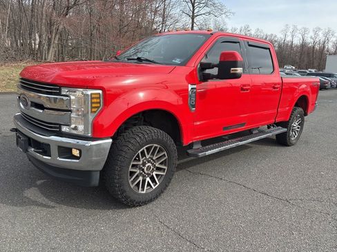Used 2019 Ford F250 Lariat w/ Lariat Value Package image 1