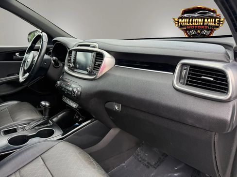 Used 2016 Kia Sorento SX AWD/4WD image 19