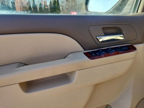 Used 2011 Chevrolet Tahoe LS image 20