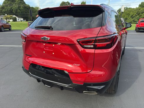 Used 2024 Chevrolet Blazer RS FWD image 5