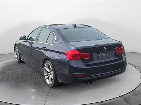 Used 2017 BMW 330e RWD image 3
