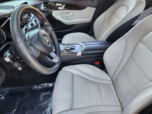 Used 2017 Mercedes-Benz C 300 Sedan image 14