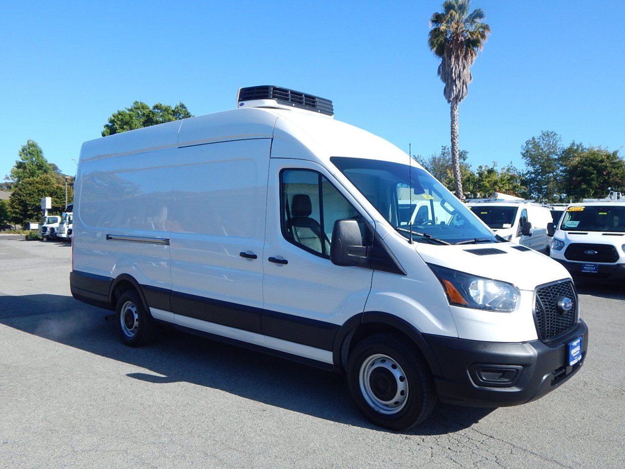 Used 2023 Ford Transit 250 148 High Roof Extended RWD image 9