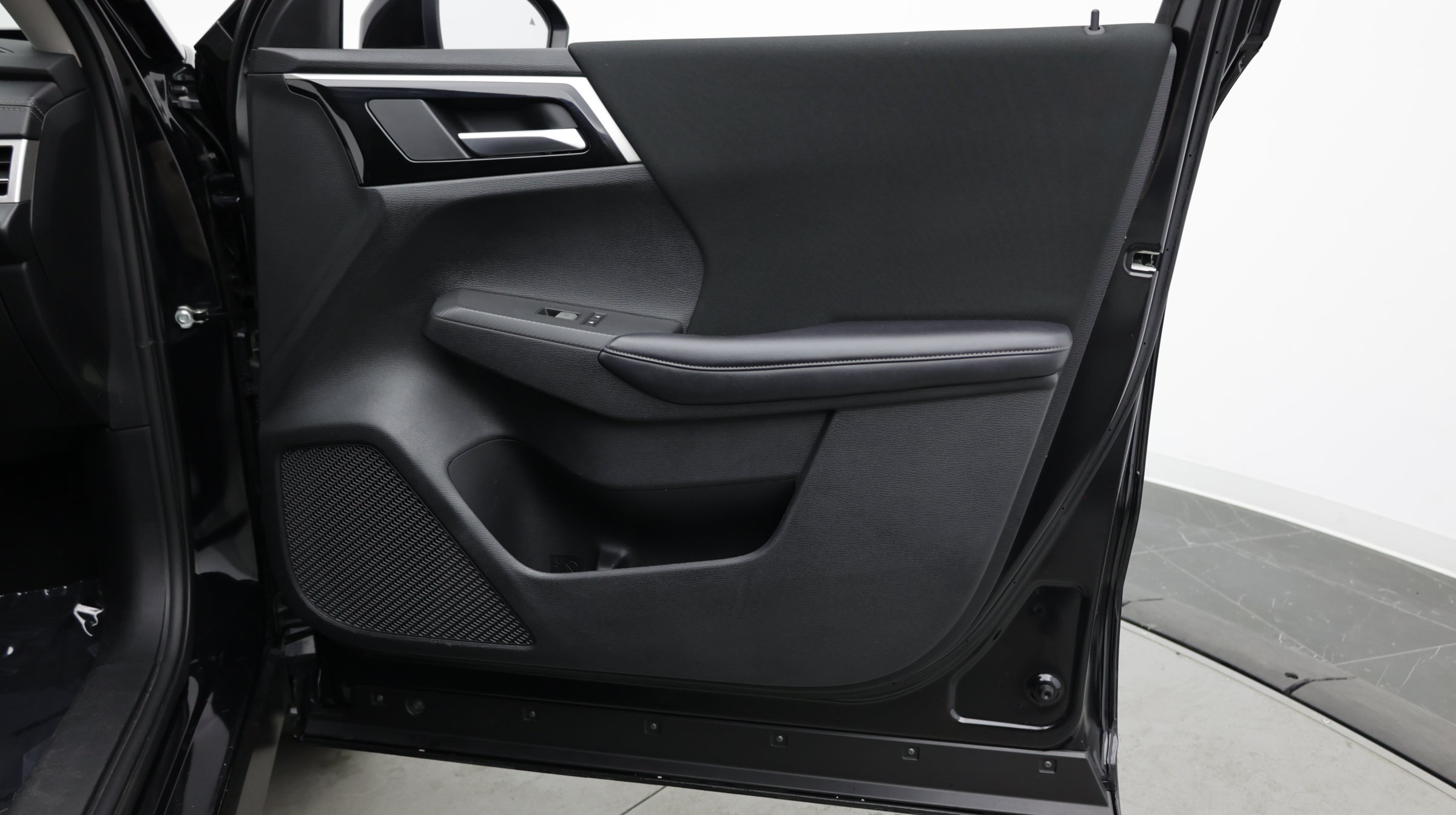 Used 2024 Mitsubishi Outlander ES FWD image 38