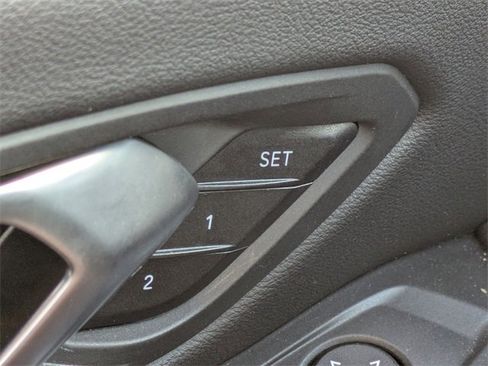 Used 2024 BMW 330e xDrive image 21