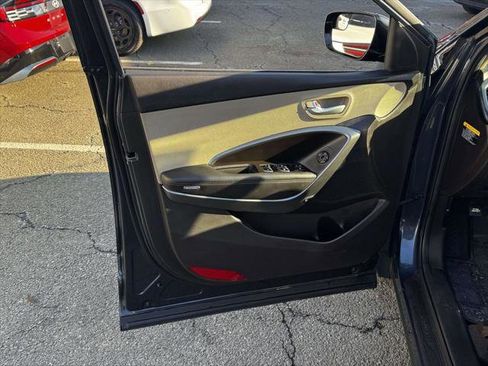 Used 2017 Hyundai Santa Fe Sport image 15