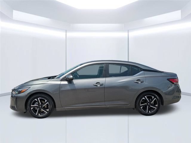 Used 2025 Nissan Sentra SV FWD image 2