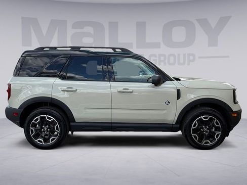 Certified 2025 Ford Bronco Sport Outer Banks w/ Outer Banks Tech Package+ AWD/4WD image 6