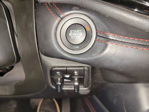 Used 2023 Dodge Durango GT image 29