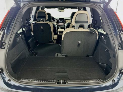 New 2026 Volvo XC90 B6 Plus w/ Protection Package image 24