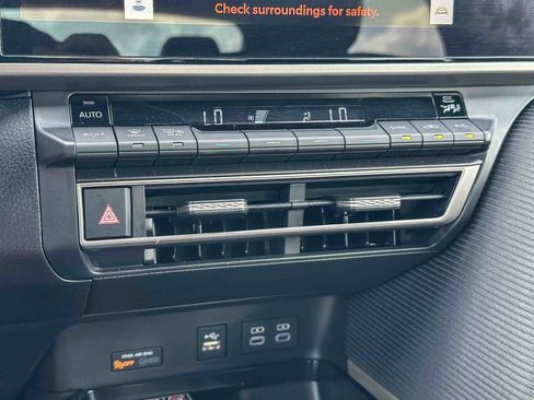 Used 2026 Toyota Camry SE w/ Multimedia Upgrade Package AWD/4WD image 32