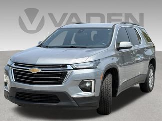 Used 2023 Chevrolet Traverse LT FWD video 1