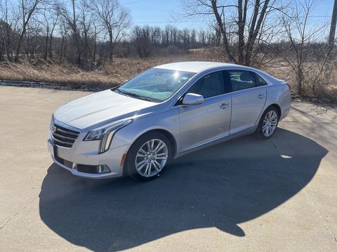 Used 2018 Cadillac XTS Luxury w/ Driver Awareness Package image 1