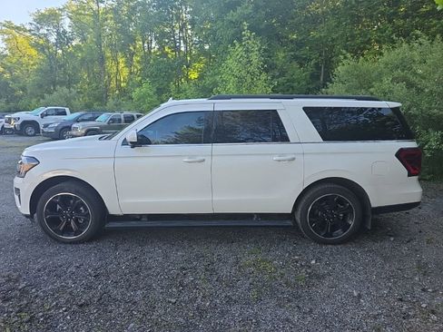 Used 2024 Ford Expedition Max Limited AWD/4WD image 7