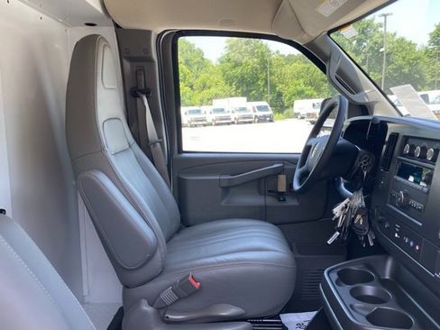 New 2025 Chevrolet Express 3500 w/ Power Convenience Package image 30