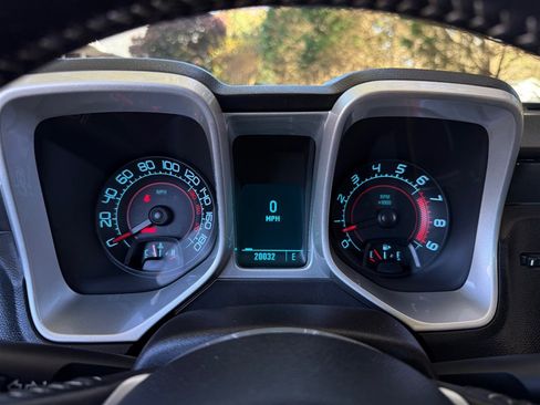 Used 2010 Chevrolet Camaro SS w/ LPO, Ground Effects Package image 39