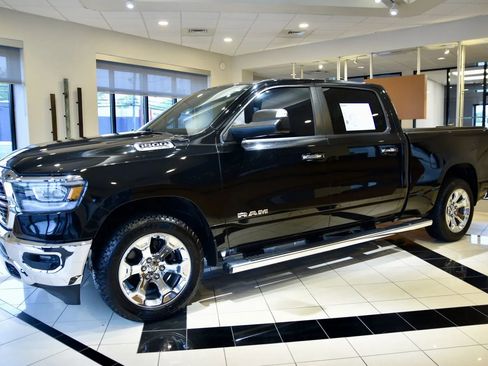 Used 2019 RAM 1500 Big Horn AWD/4WD image 3