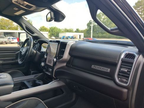Used 2024 RAM 2500 Laramie w/ Night Edition AWD/4WD image 21