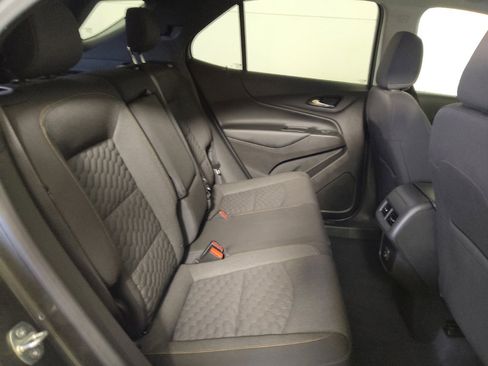 Used 2019 Chevrolet Equinox LT image 19