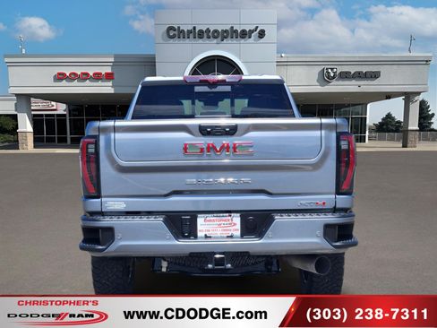 Used 2024 GMC Sierra 2500 AT4 w/ AT4 Premium Plus Package AWD/4WD image 4